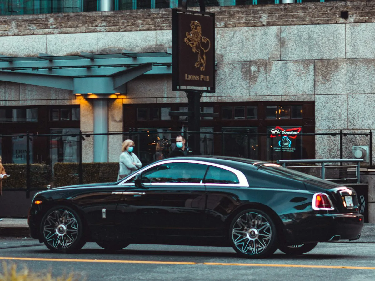 Σεντάν στον δρόμο